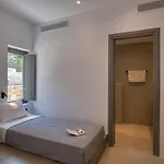 Clementina Paros Apartmán *