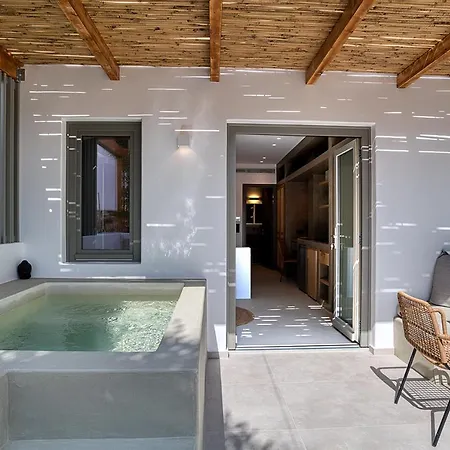 Clementina Paros Apartamento *
