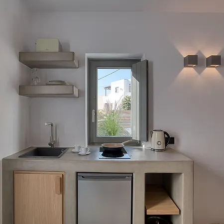 Clementina Paros شقة ناوسا