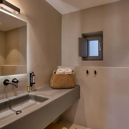 Clementina Paros شقة *