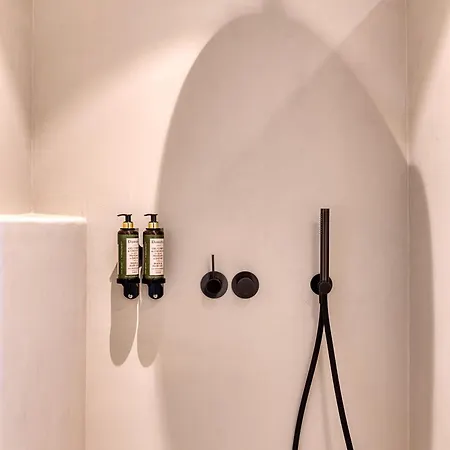 Clementina Paros * Naousa (Paros)