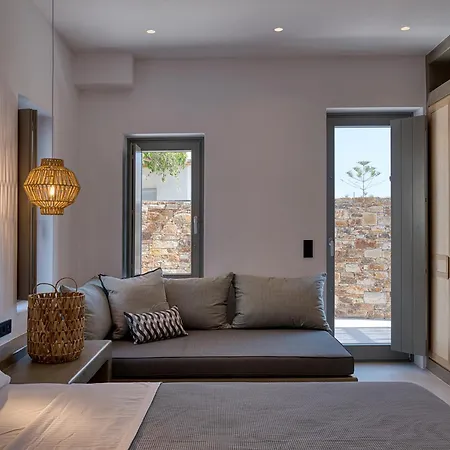 Clementina Paros شقة ناوسا