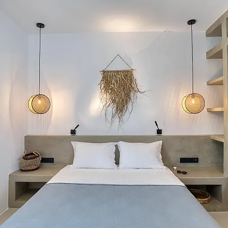 Clementina Paros Apartment *